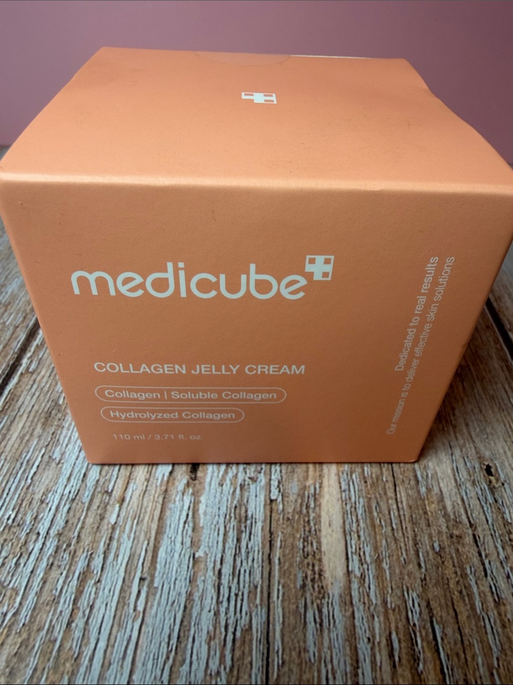 Medicube Collagen Jelly Cream — Peach Hydrating Moisturizer